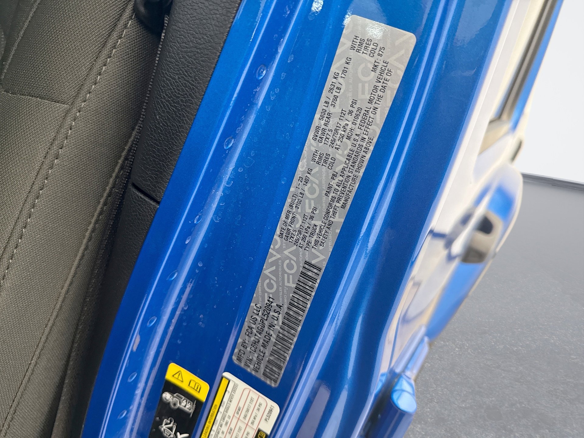 Used 2023 Jeep Gladiator Sport image 12