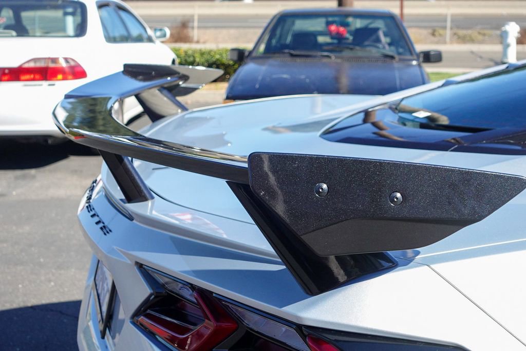 Used 2022 Chevrolet Corvette Stingray Coupe w/ Z51 Performance Package image 10