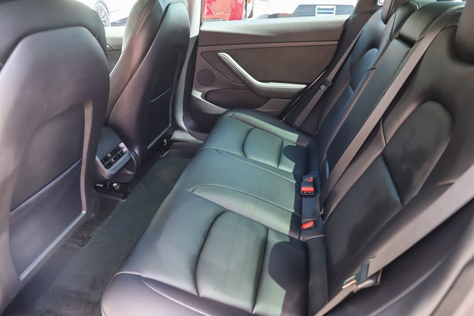 Used 2022 Tesla Model 3 Long Range AWD/4WD image 19