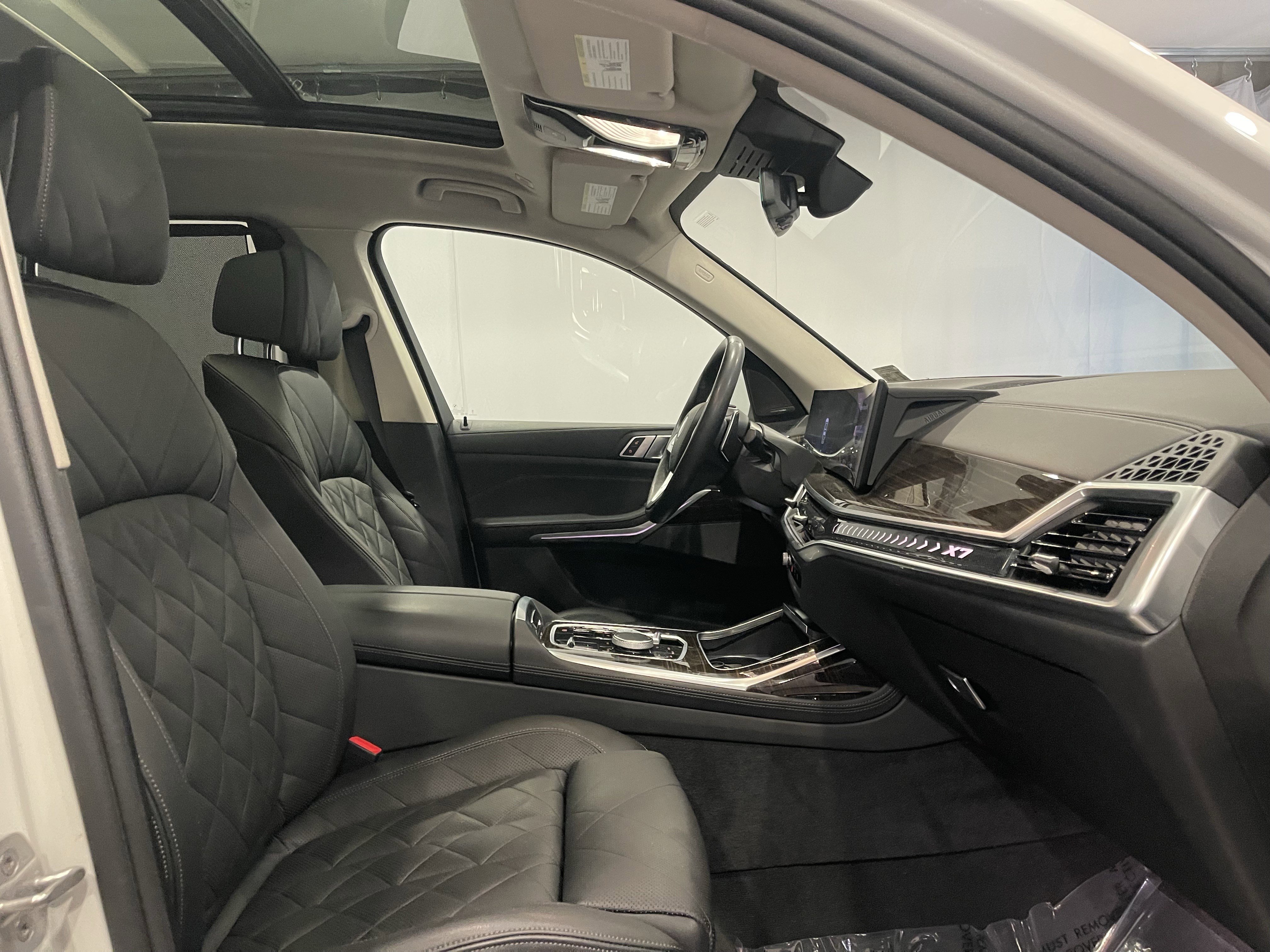 Certified 2024 BMW X7 xDrive40i w/ Premium Package AWD/4WD image 15