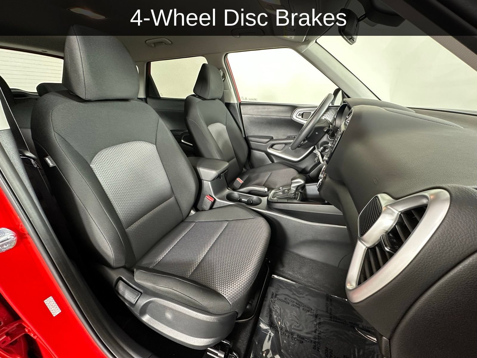 Used 2024 Kia Soul LX w/ Option Group 015 FWD image 5