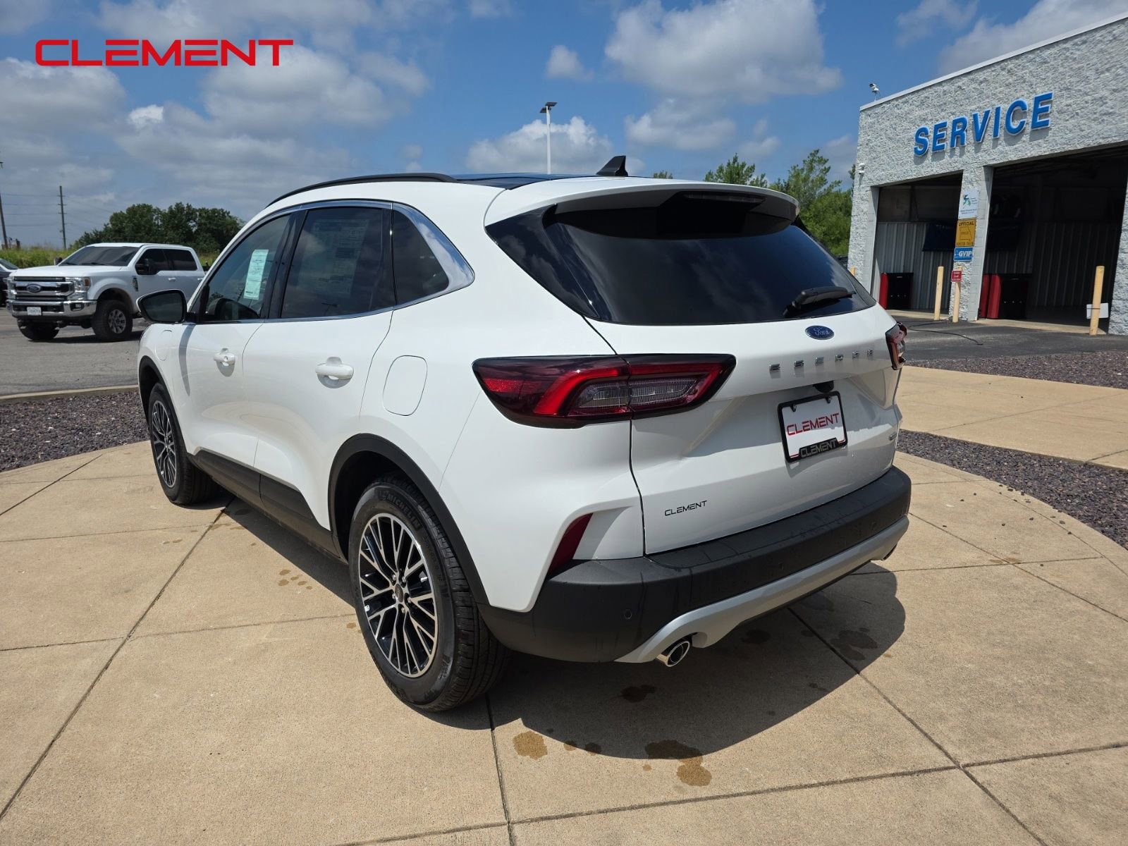 New 2025 Ford Escape SE w/ PHEV Premium Package image 6