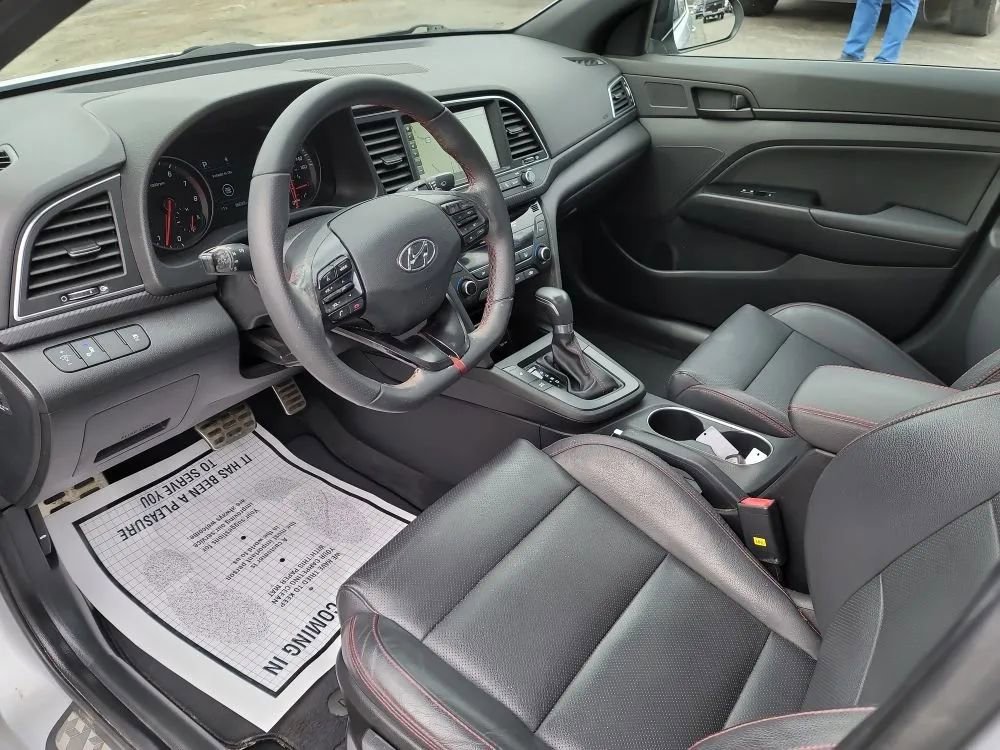 Used 2018 Hyundai Elantra Sport w/ Sport Premium Package 03 FWD image 10