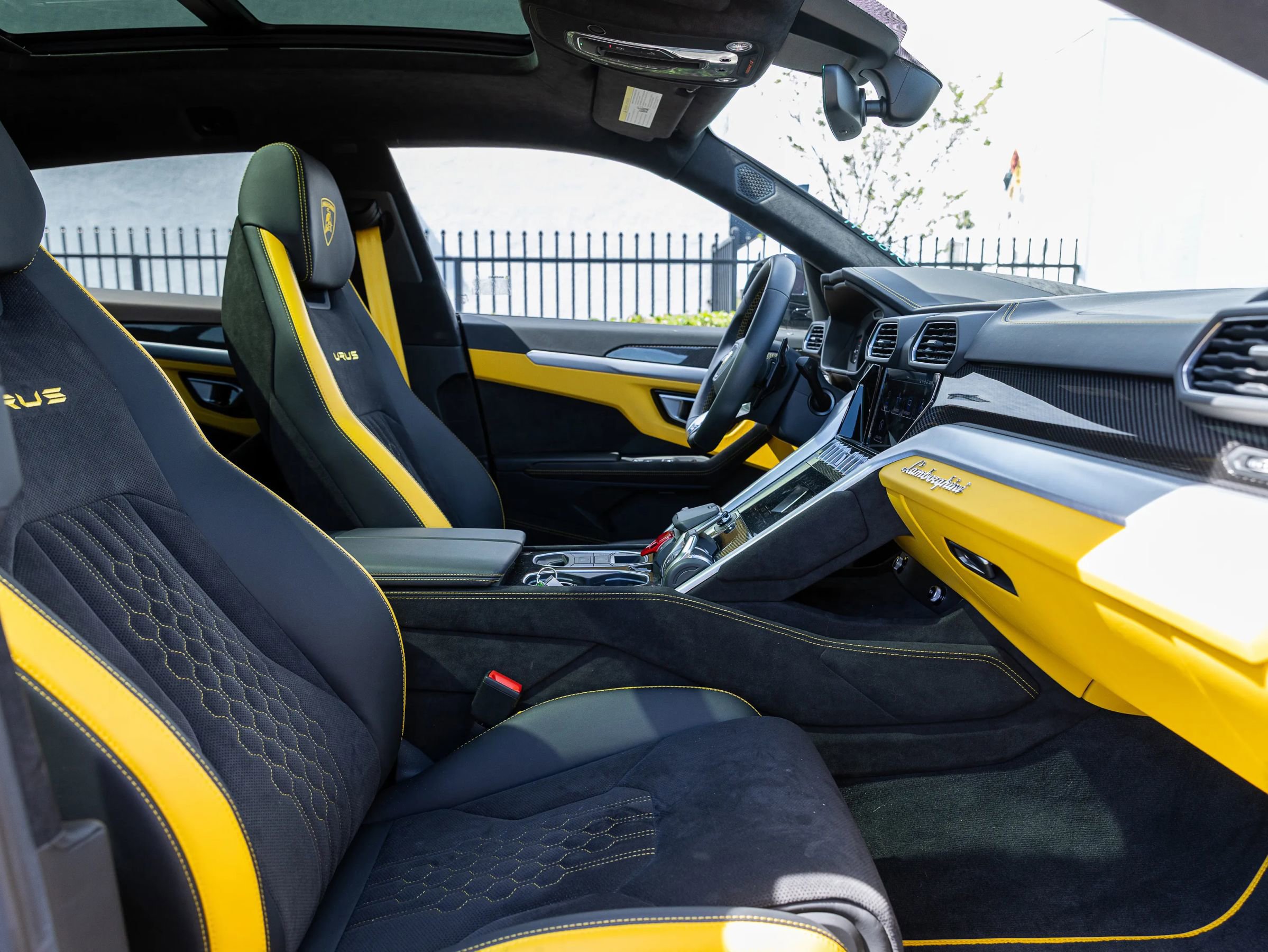 Used 2024 Lamborghini Urus S image 24