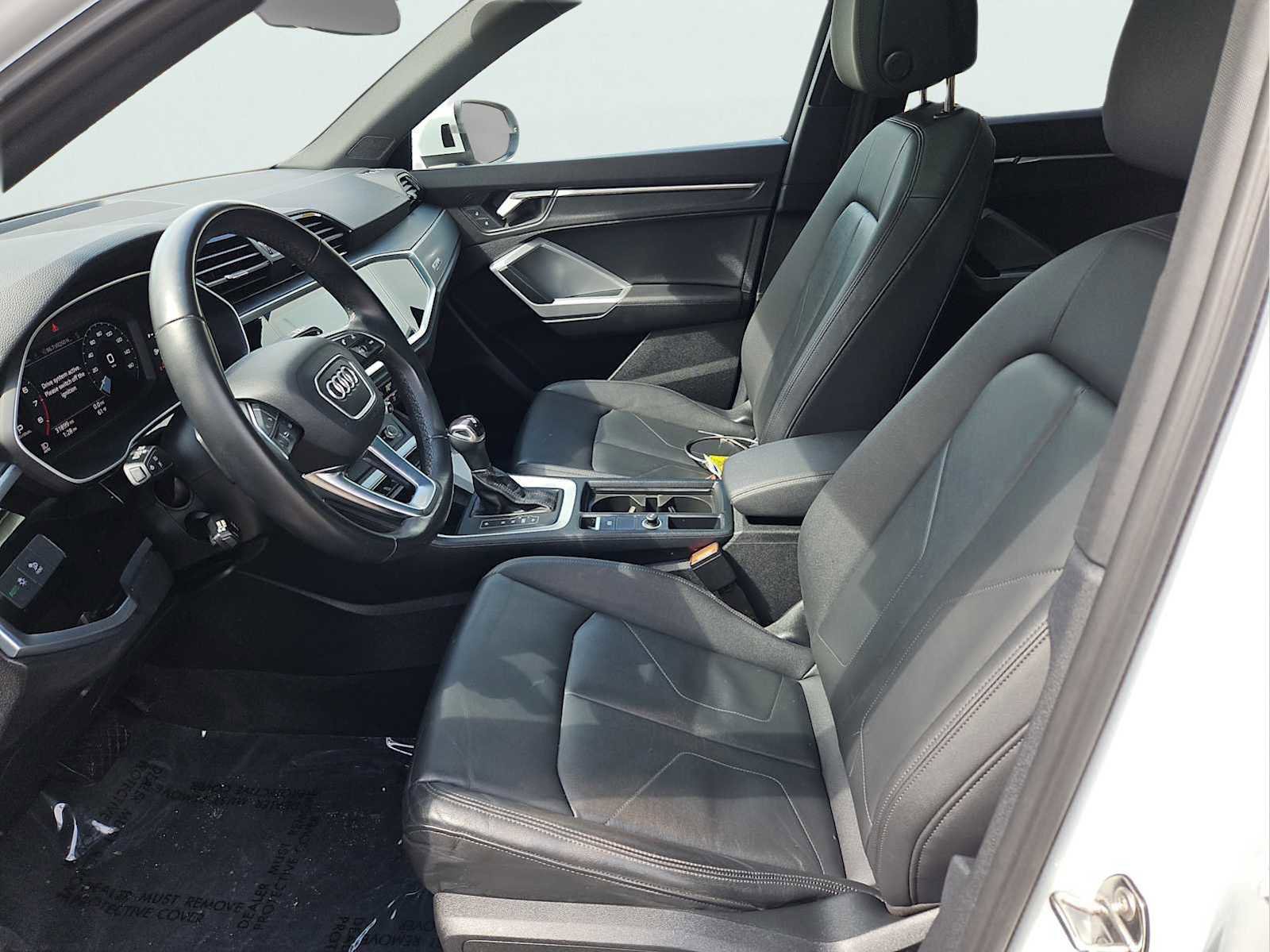 Used 2023 Audi Q3 2.0T Premium AWD/4WD image 16