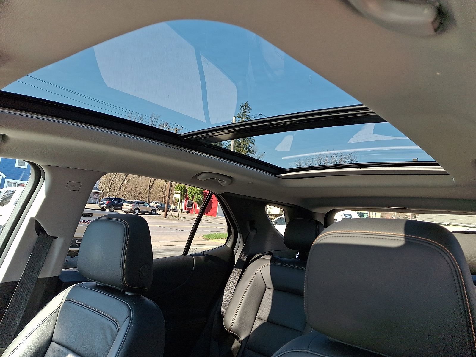 Used 2019 Chevrolet Equinox Premier image 14