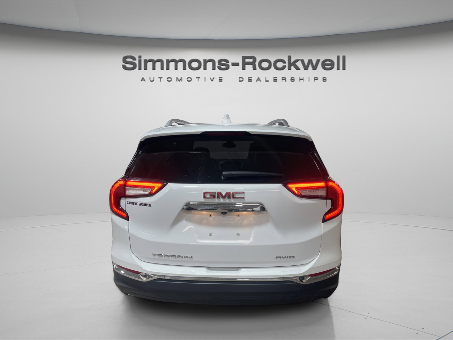 Used 2024 GMC Terrain SLT image 6