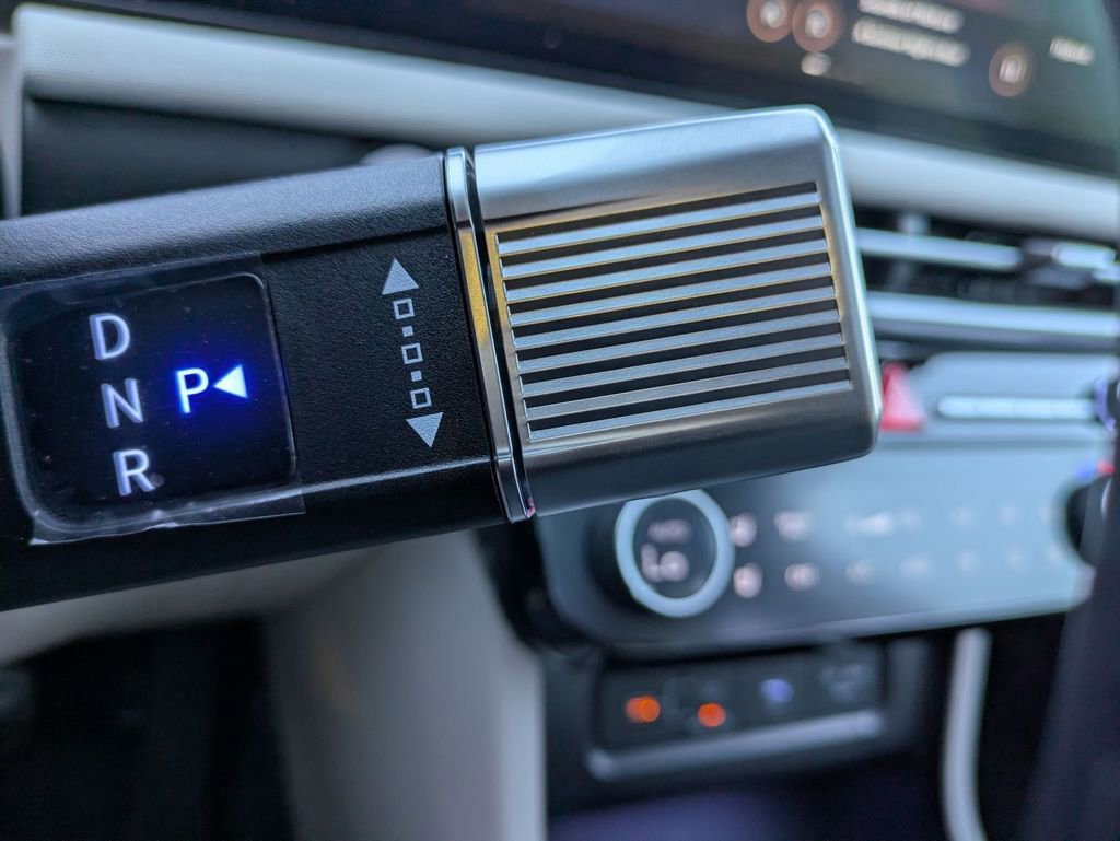 New 2025 Hyundai Tucson Limited image 20