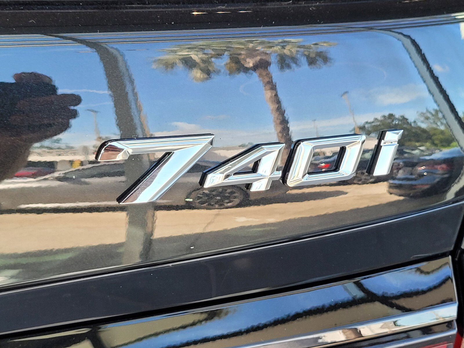 New 2026 BMW 740i w/ Executive Package image 14