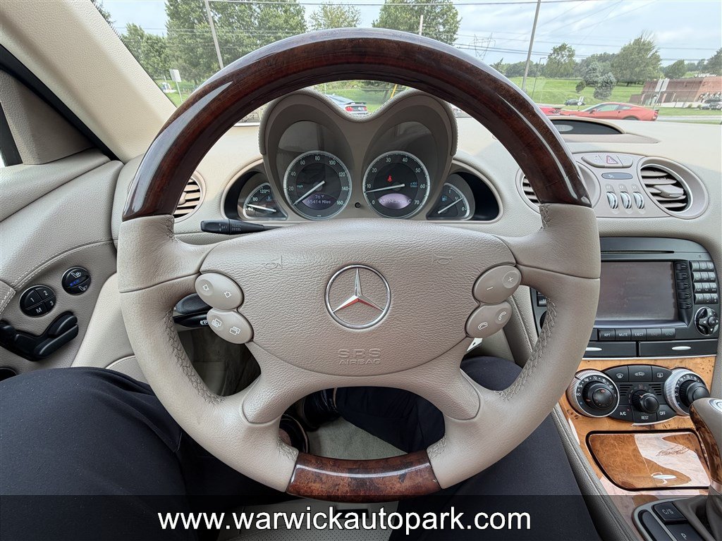 Used 2008 Mercedes-Benz SL 550 image 9
