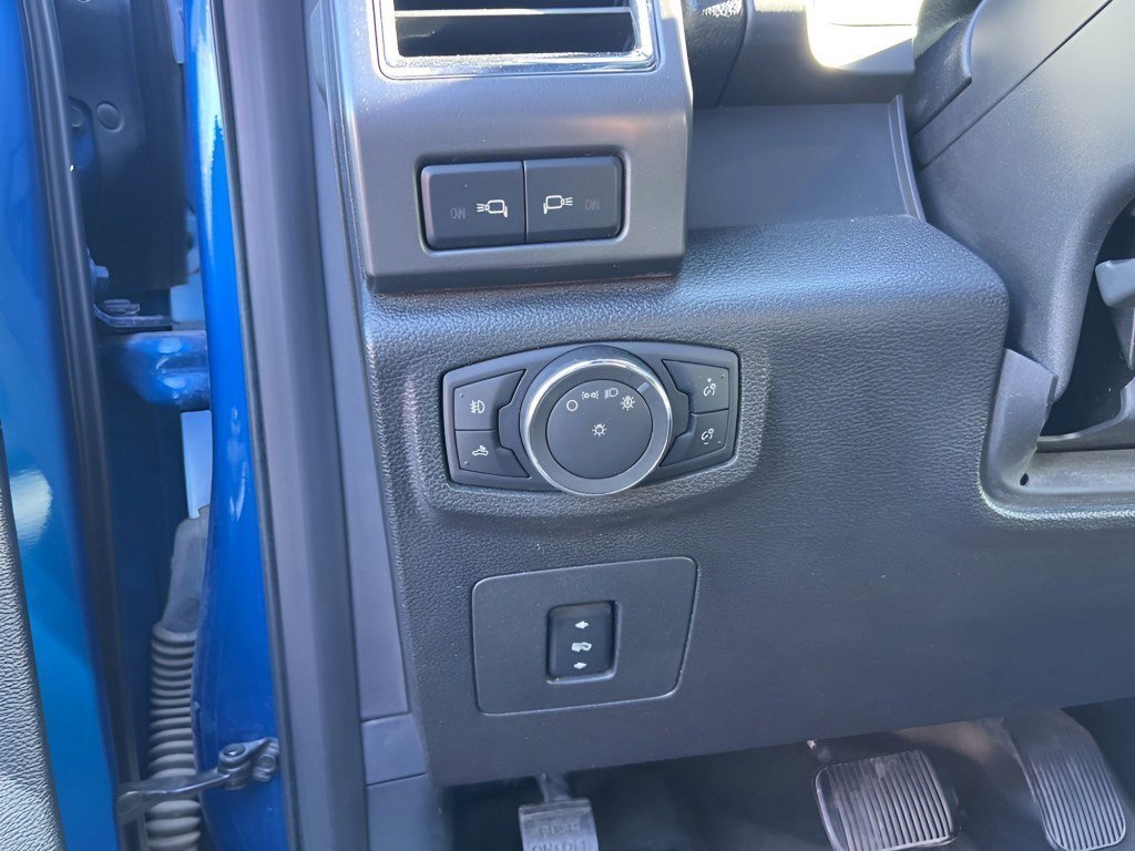 Used 2017 Ford F150 XLT w/ Equipment Group 302A Luxury image 24