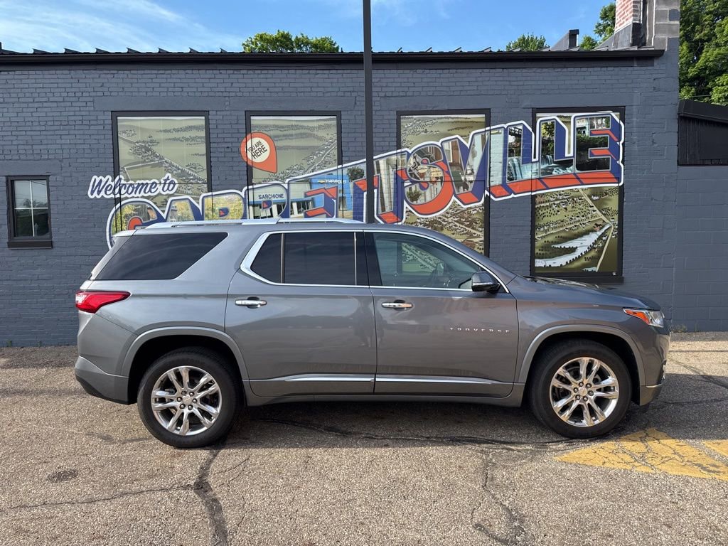 Used 2020 Chevrolet Traverse High Country w/ LPO, Floor Liner Package AWD/4WD image 30