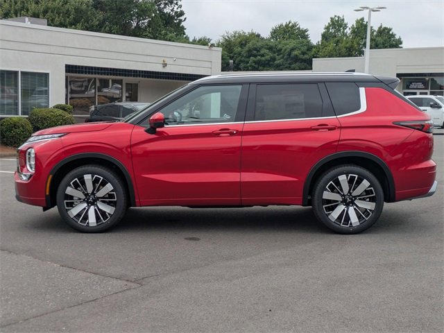 New 2025 Mitsubishi Outlander SEL image 6
