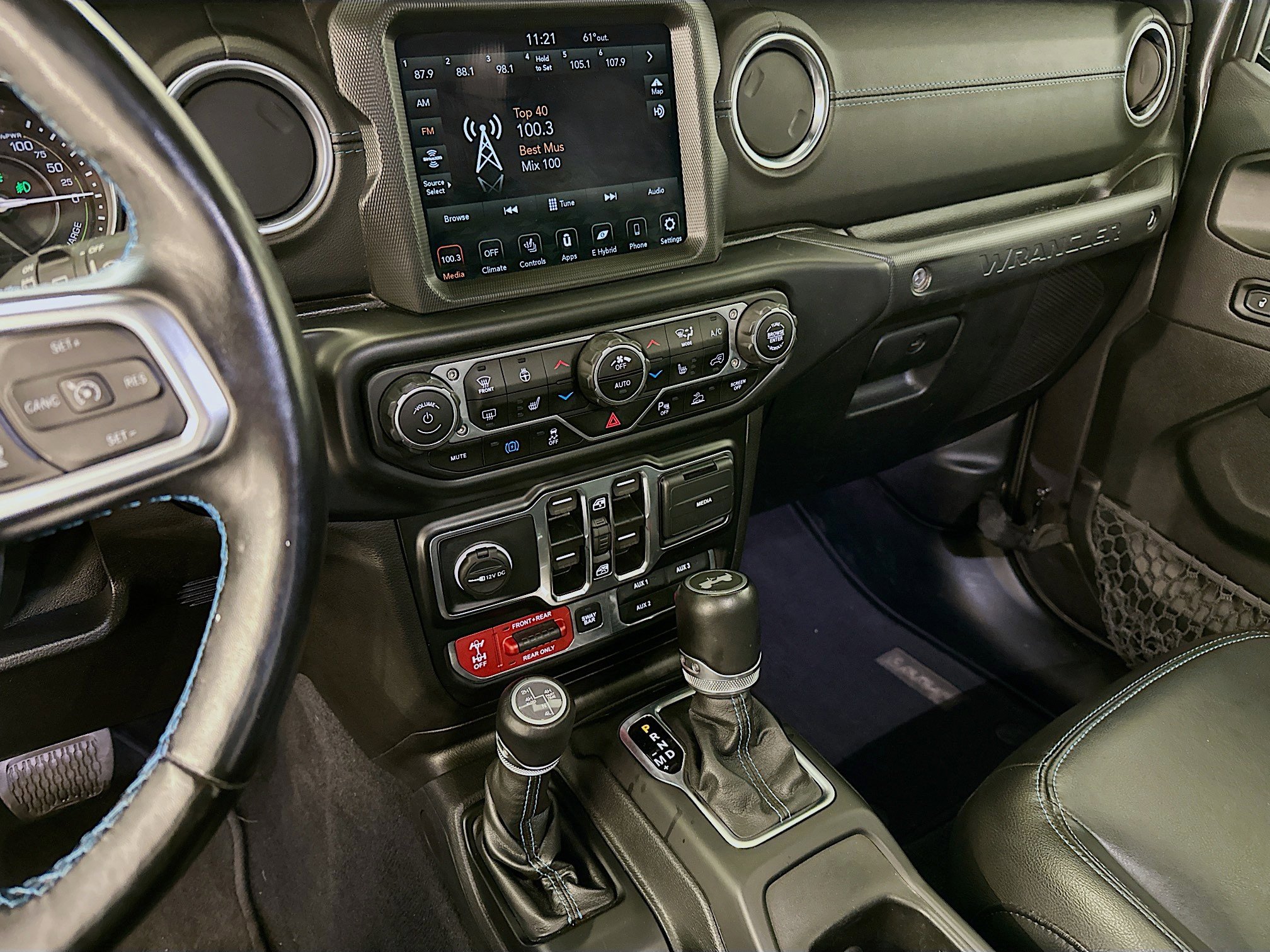 Used 2021 Jeep Wrangler Unlimited Rubicon 4xe w/ Steel Bumper Group image 26