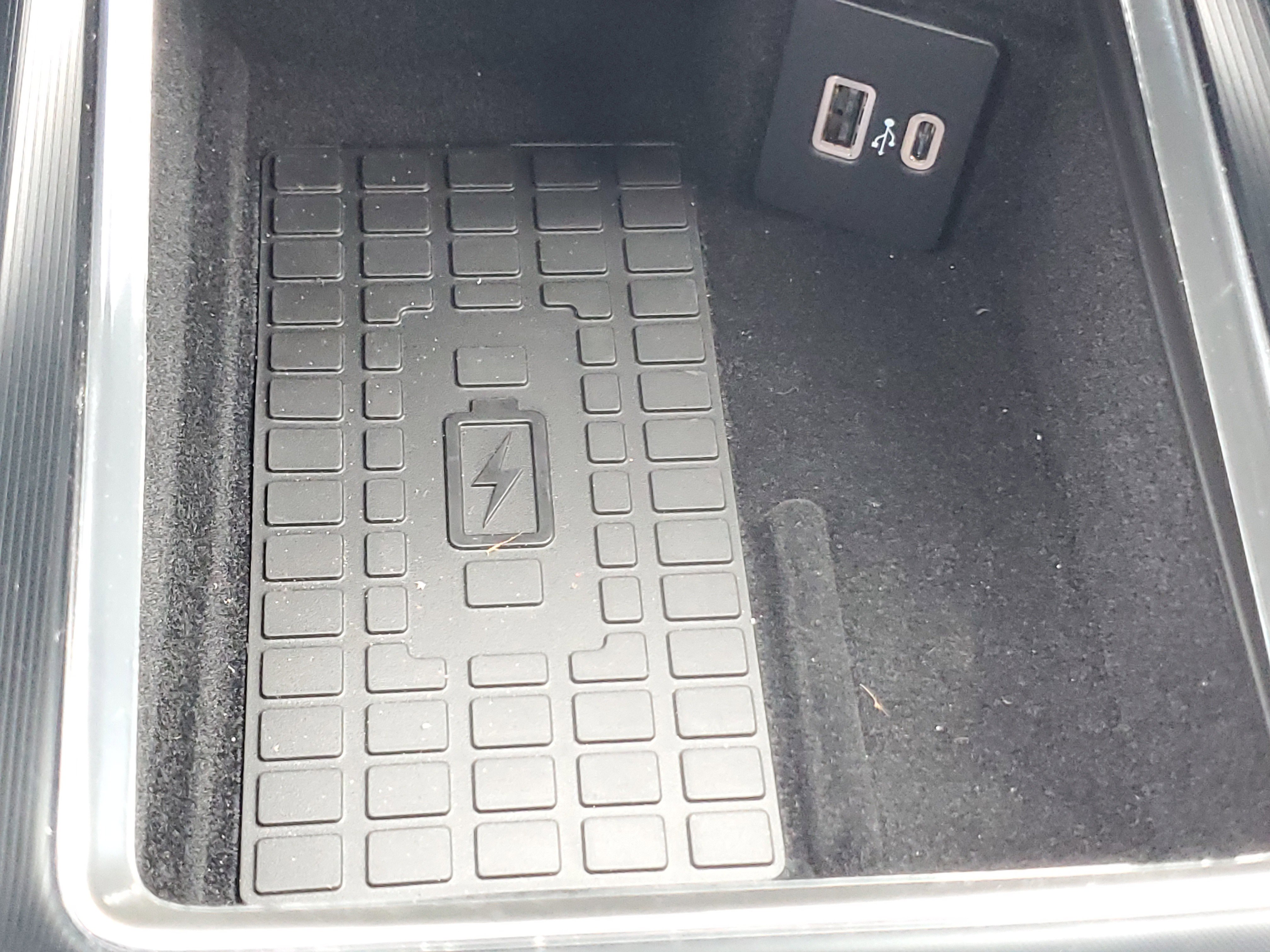 New 2025 Lincoln Corsair Reserve w/ Equipment Group 202A image 22