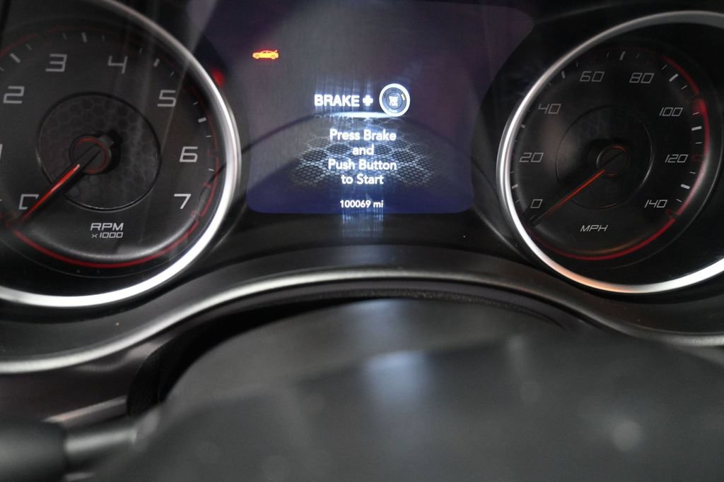 Used 2023 Dodge Charger SXT RWD image 19