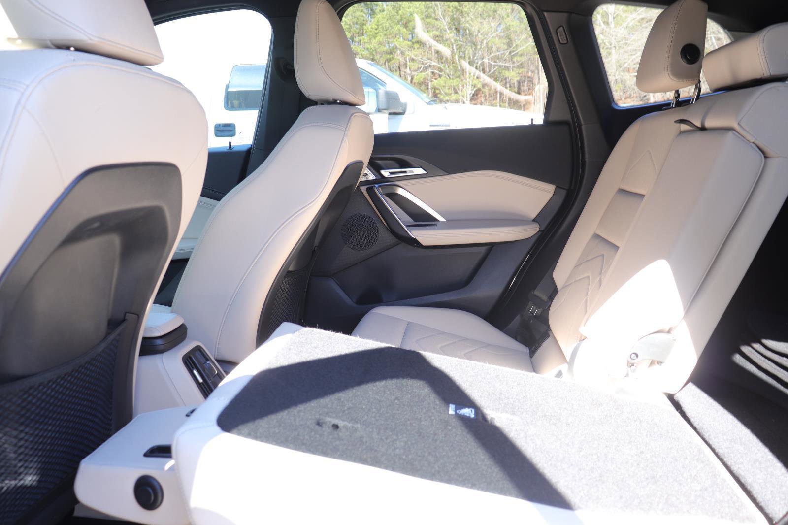 Used 2023 BMW X1 xDrive28i w/ Premium Package image 15