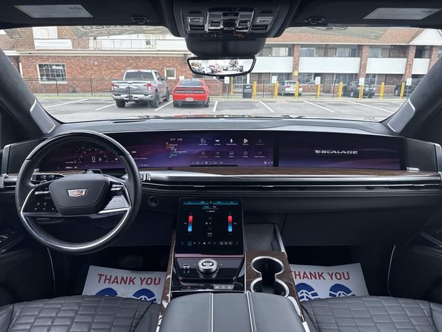 Certified 2026 Cadillac Escalade ESV Platinum Sport AWD/4WD image 39