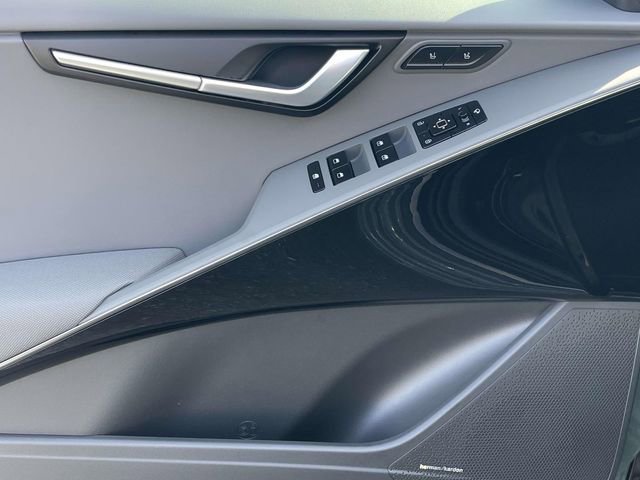 New 2026 Kia Niro SX Touring image 27