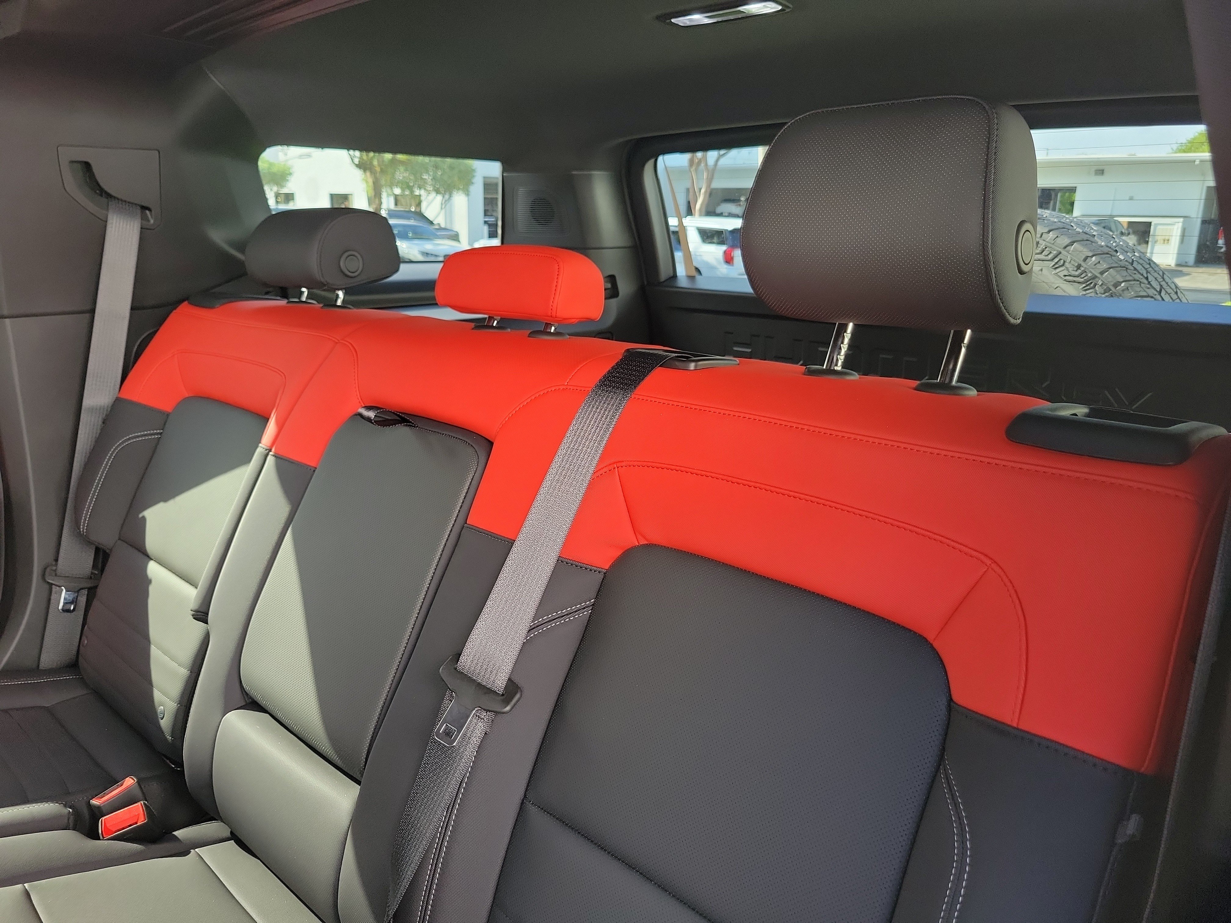 New 2026 GMC Hummer EV 3X w/ Carbon Fiber Edition Package AWD/4WD image 12