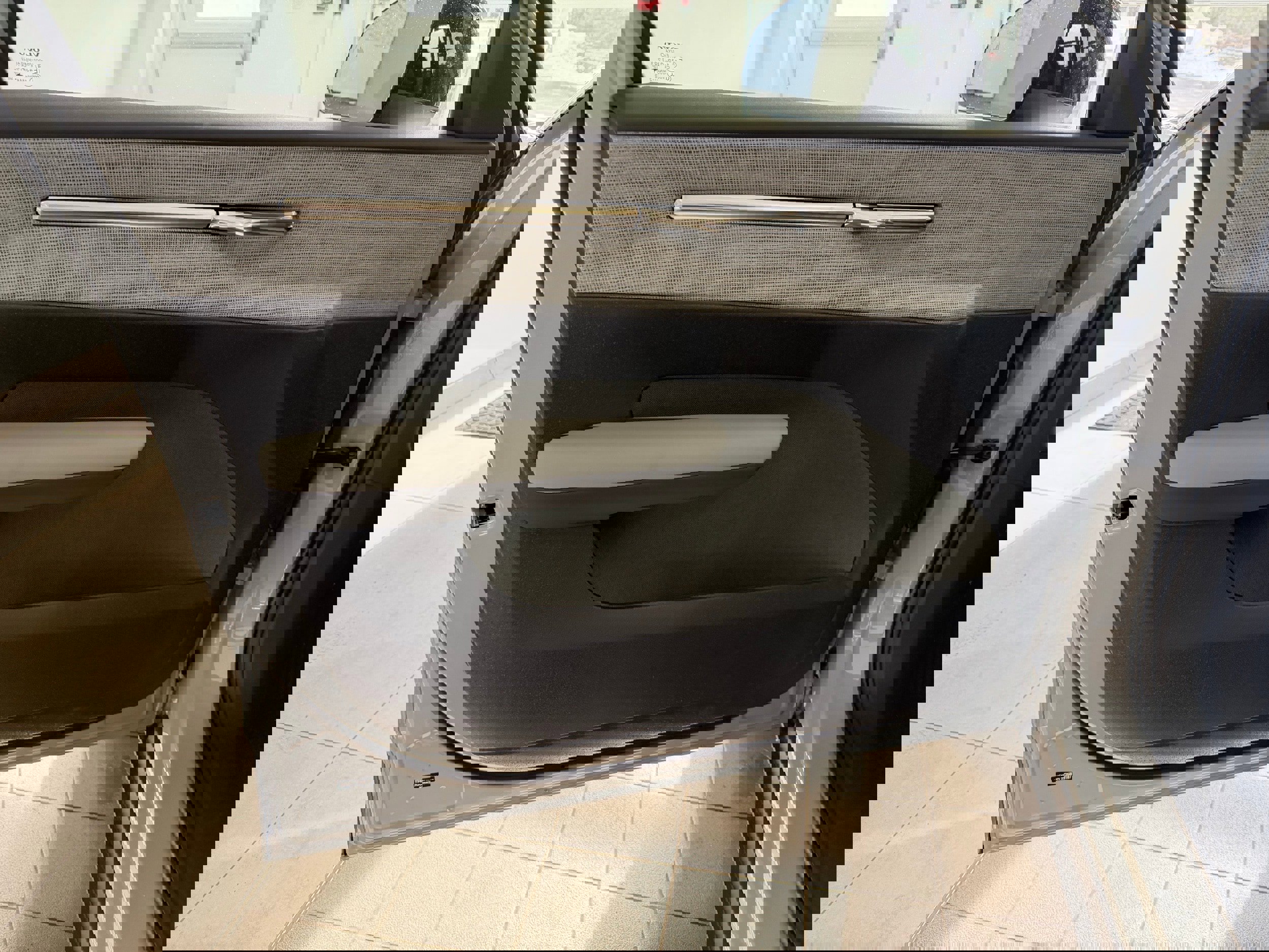 New 2026 Volvo EX30 Cross Country Ultra w/ Protection Package Premier image 18