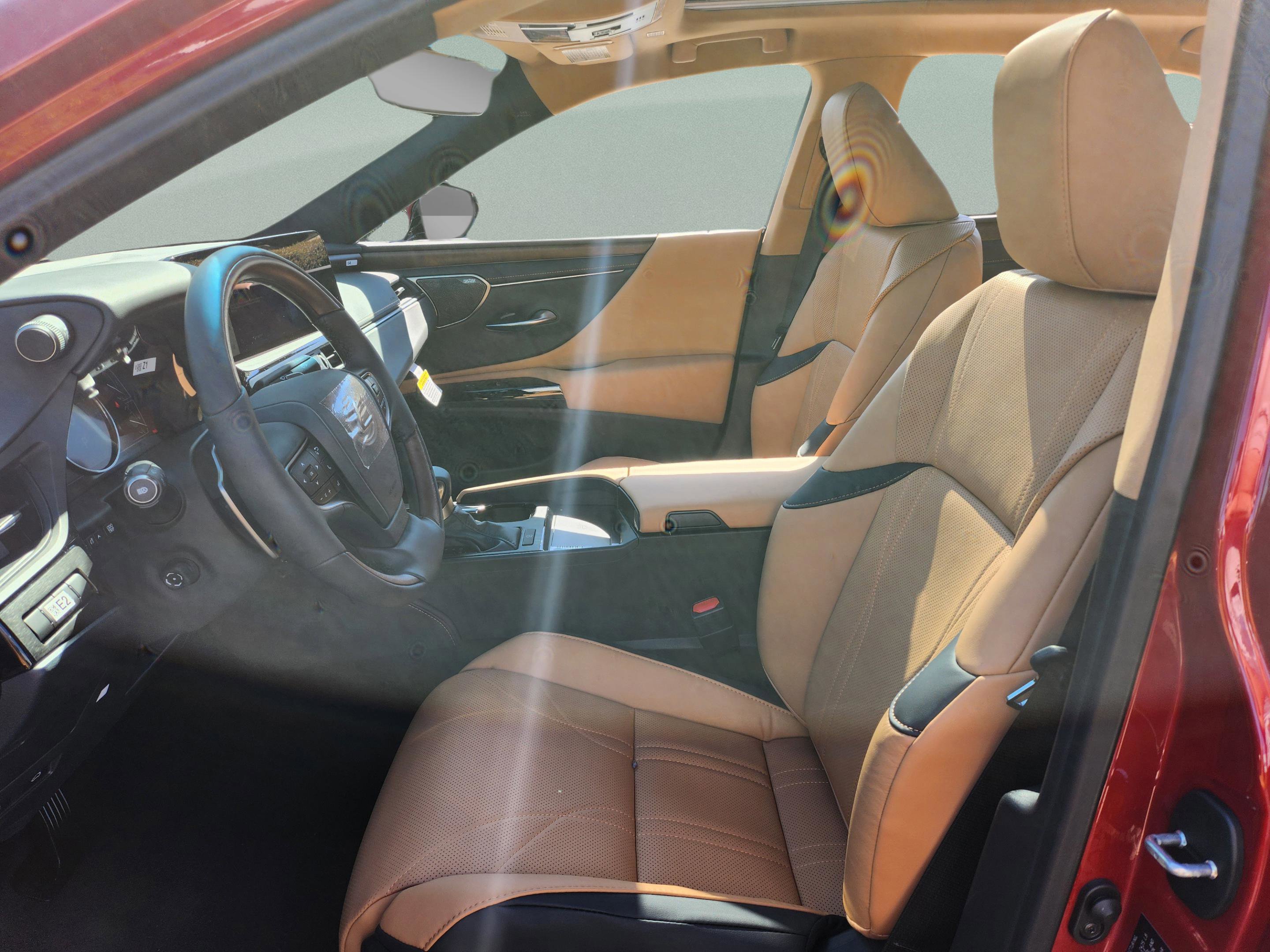 New 2025 Lexus ES 350 Ultra Luxury image 16