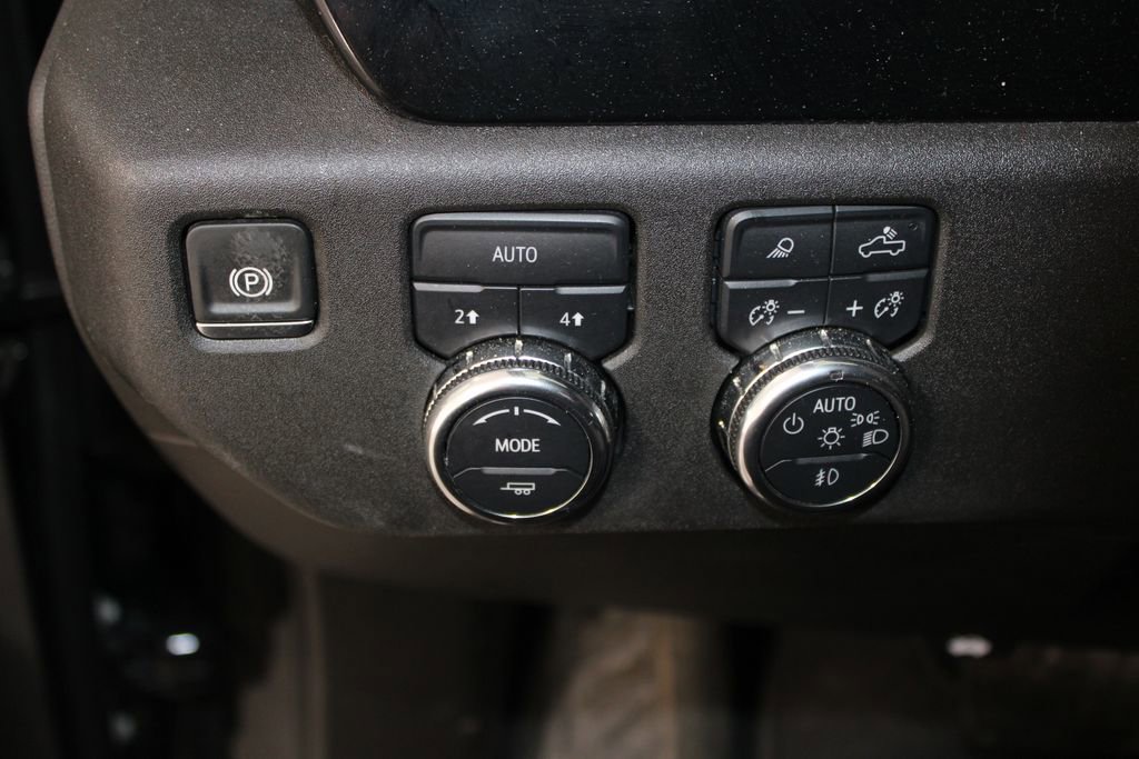 Used 2024 GMC Sierra 1500 SLT image 28