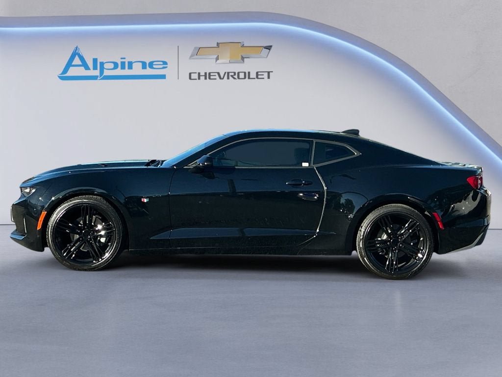 Certified 2023 Chevrolet Camaro LT RWD image 2
