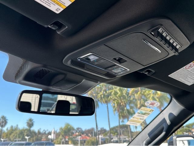 New 2025 Ford F350 Platinum w/ FX4 Off-Road Package image 23