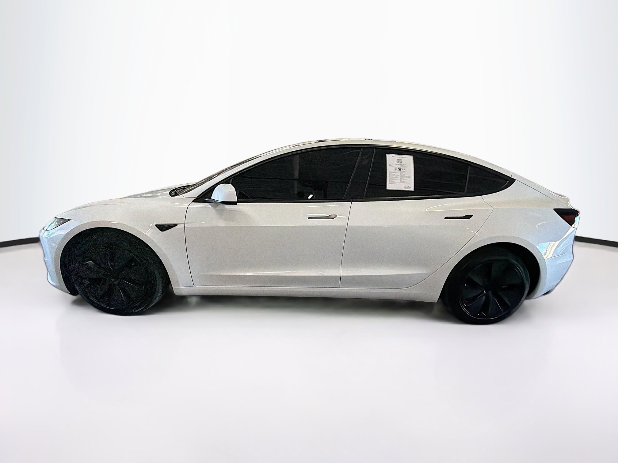 Used 2025 Tesla Model 3 Long Range AWD/4WD image 4