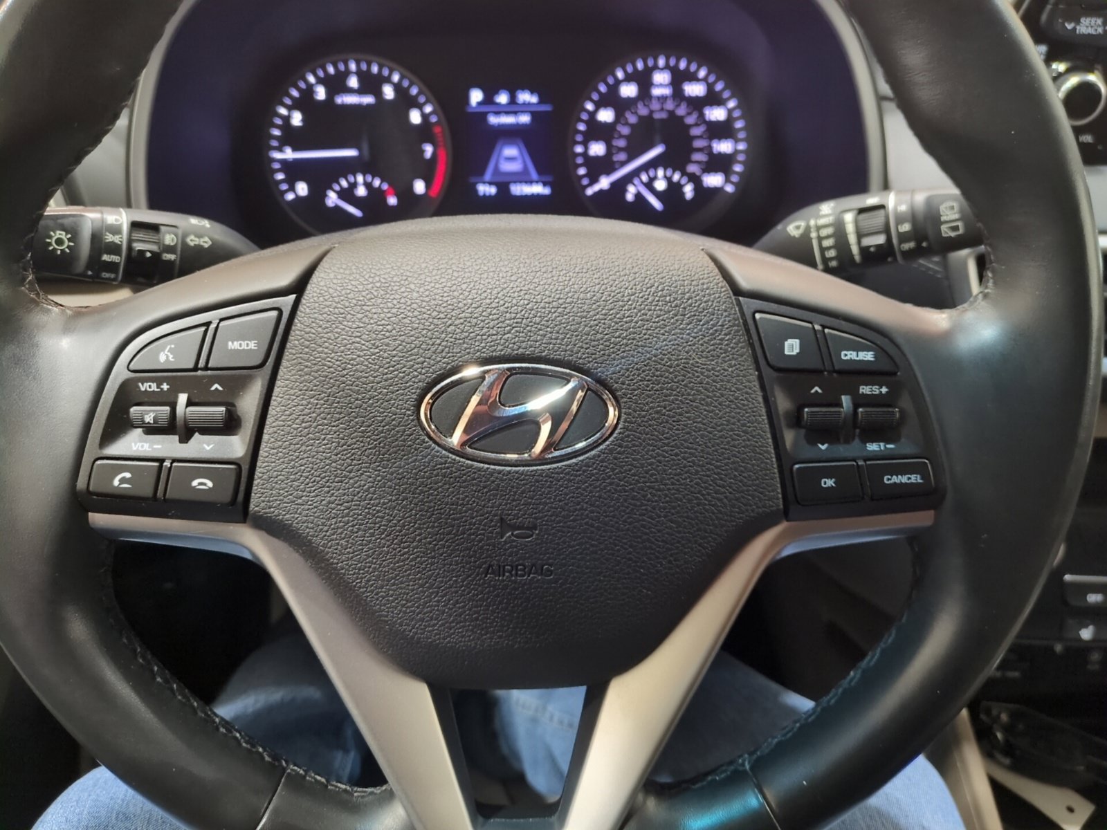 Used 2020 Hyundai Tucson Limited AWD/4WD image 23