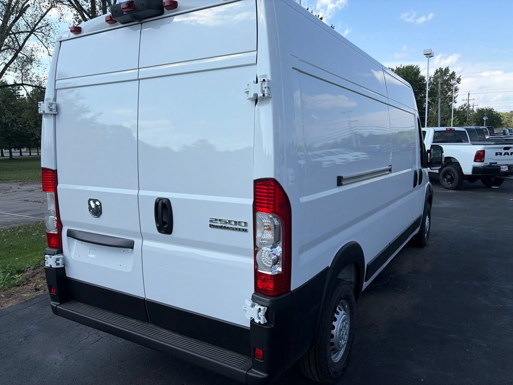 New 2026 RAM ProMaster 2500 w/ Convenience Group FWD image 7