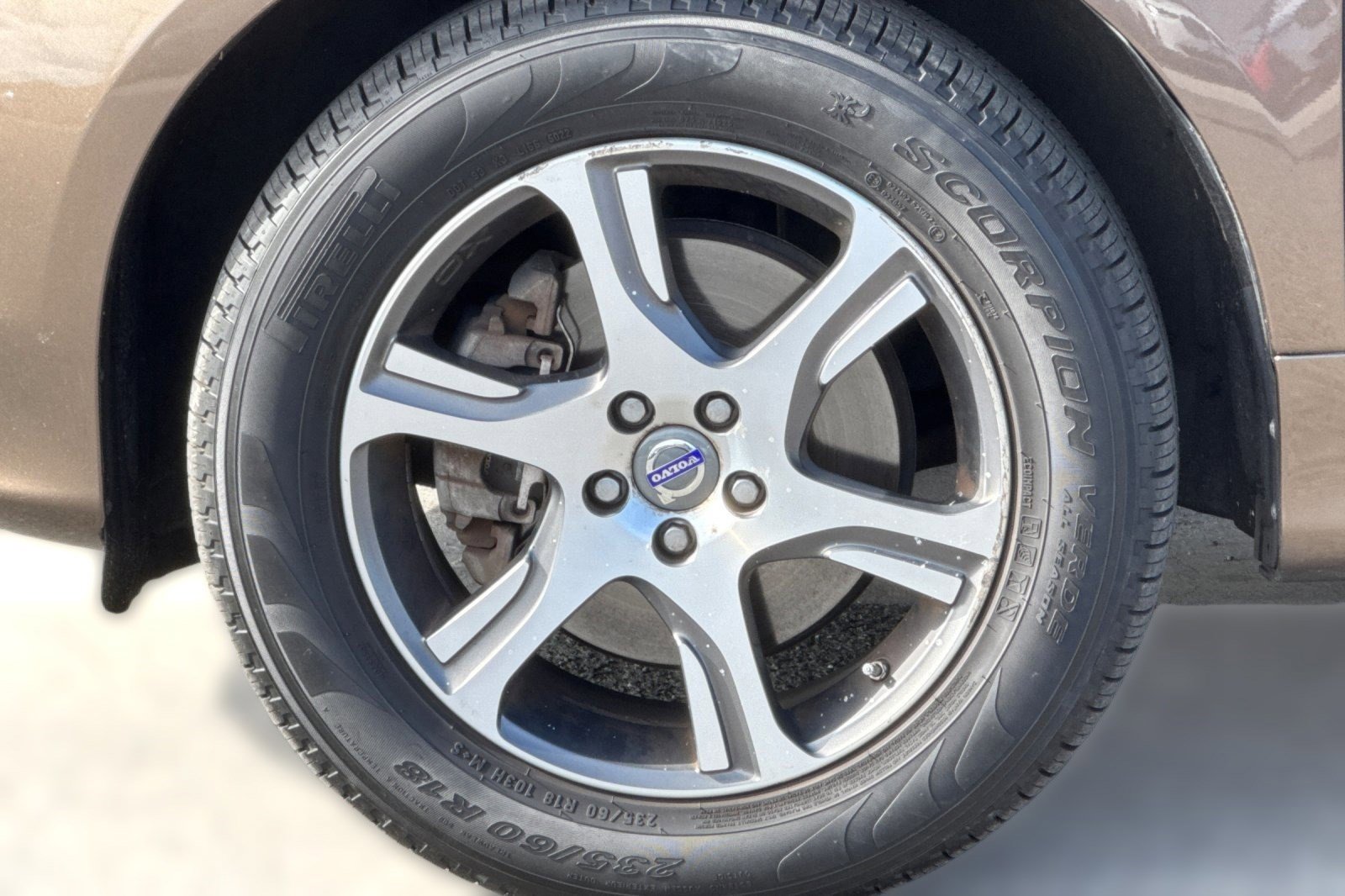 Used 2015 Volvo XC60 T6 Platinum AWD/4WD image 11