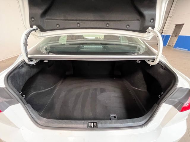 Used 2025 Toyota Camry LE image 14
