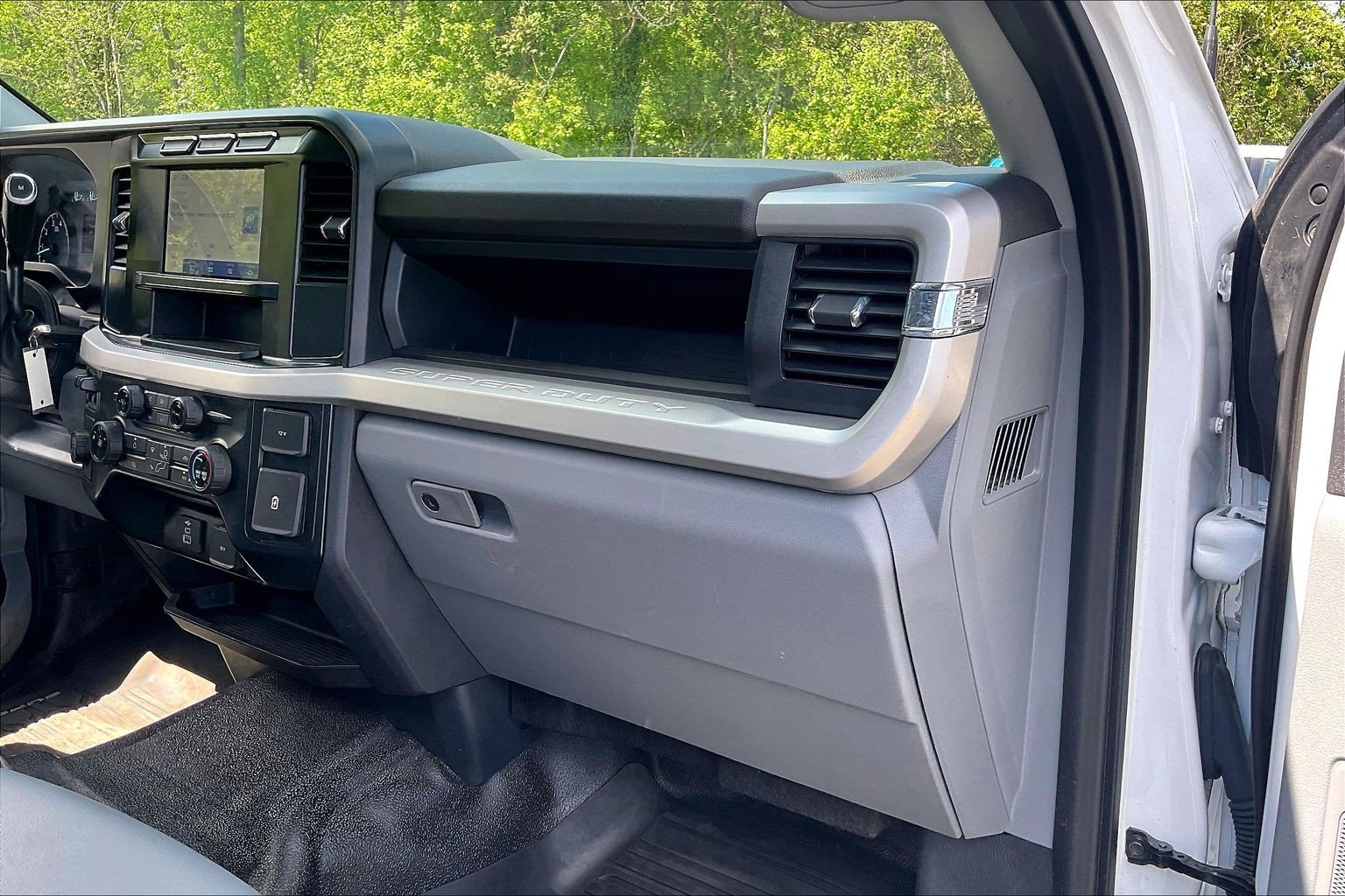 Used 2024 Ford F350 XL w/ XL Chrome Package RWD image 15