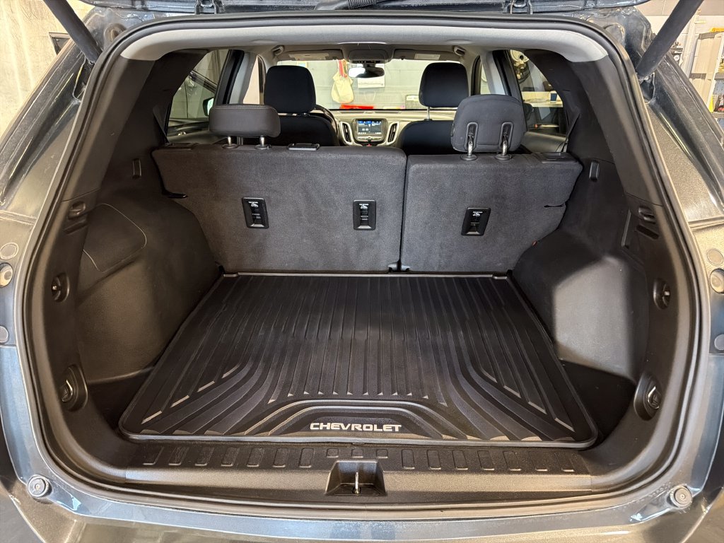Used 2019 Chevrolet Equinox LT AWD/4WD image 16