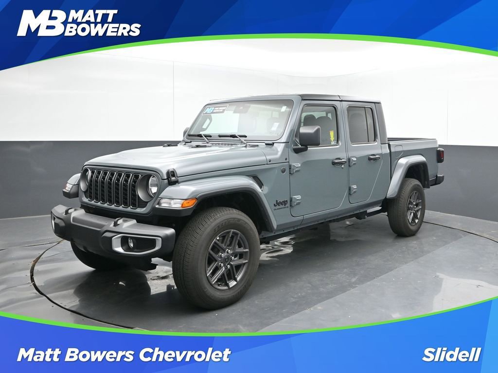 Used 2025 Jeep Gladiator Sport image 1