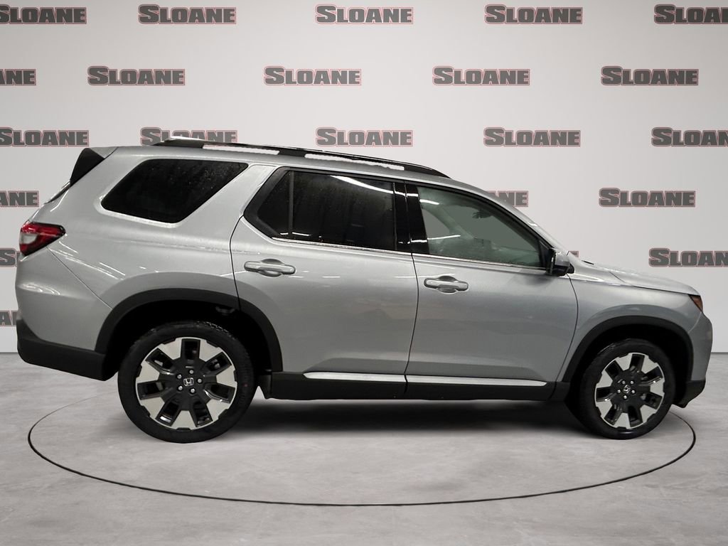 New 2026 Honda Pilot Touring image 6