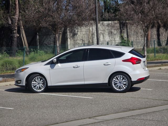 Used 2017 Ford Focus Titanium image 12