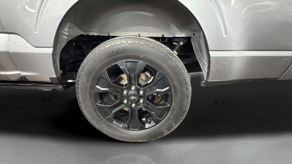 Used 2022 Ford F150 Lariat w/ Equipment Group 502A High image 16