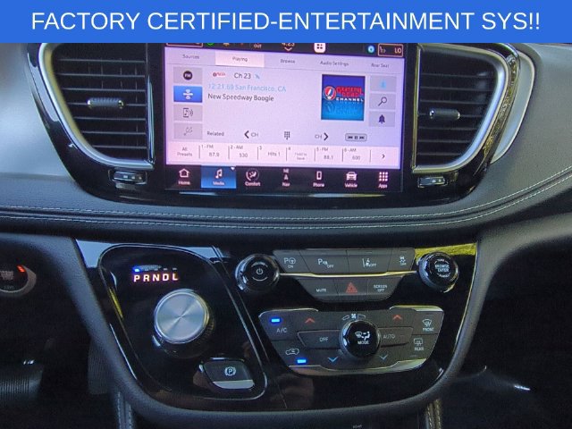 Certified 2023 Chrysler Pacifica Limited w/ Uconnect Theater Family Group FWD image 24