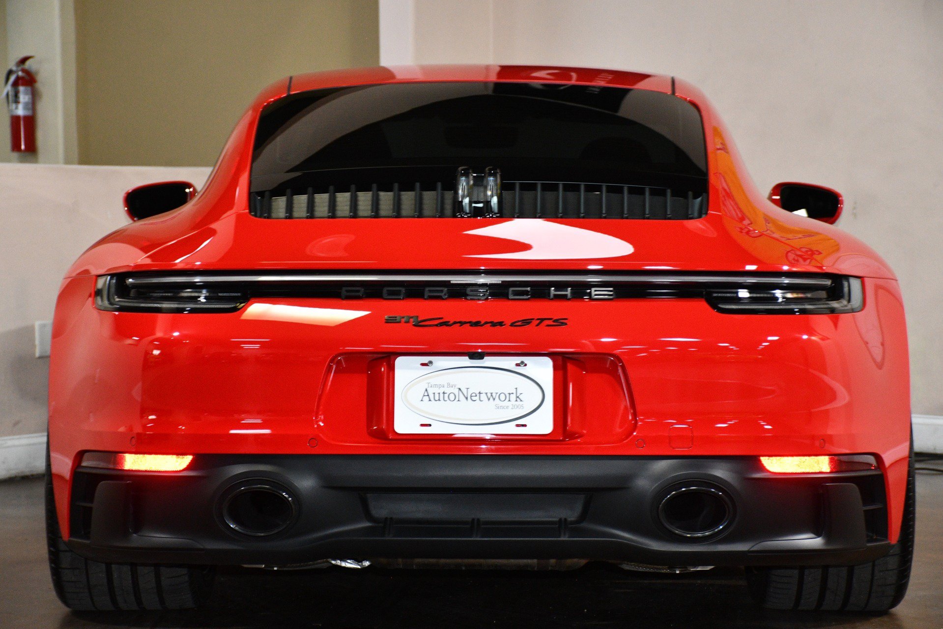 Used 2022 Porsche 911 Carrera GTS RWD image 2