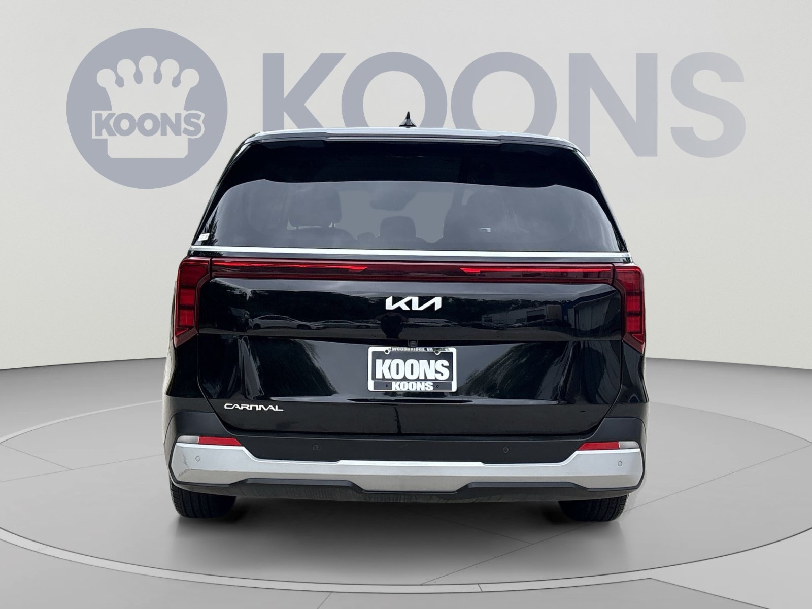 Used 2025 Kia Carnival FWD image 5