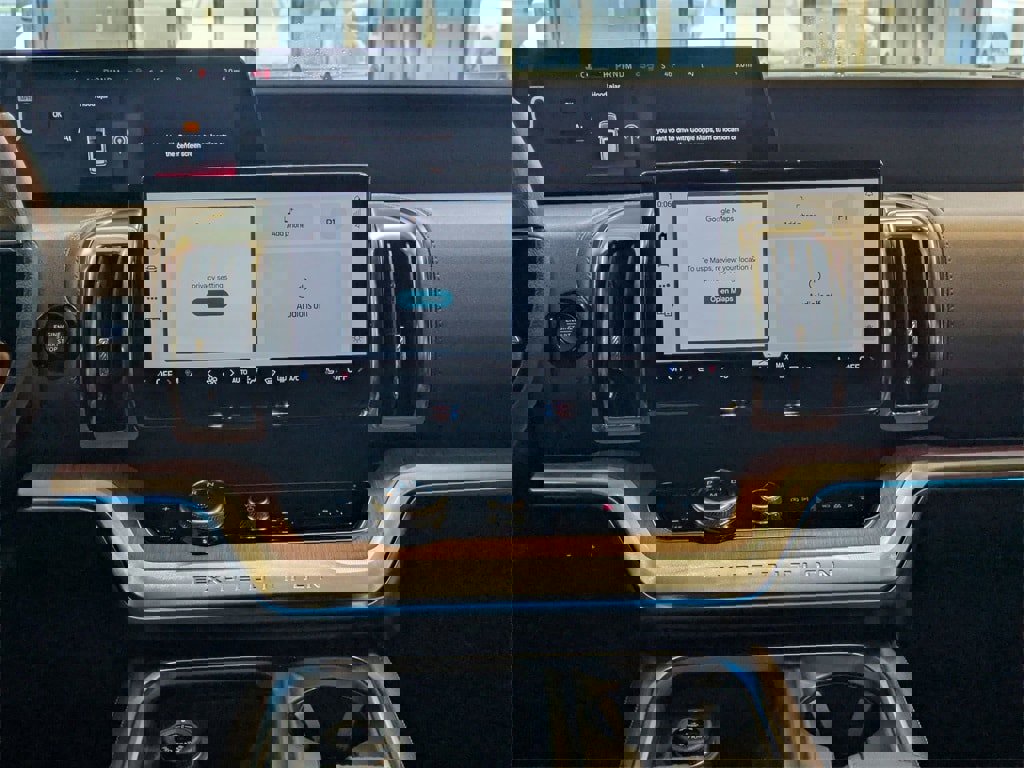 New 2025 Ford Expedition King Ranch image 13