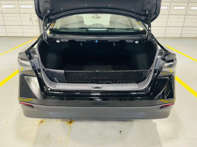 New 2026 Nissan Sentra SV w/ Floor Mat Package FWD image 8