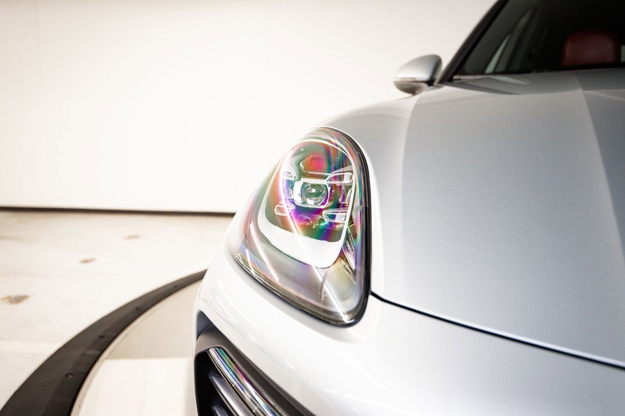 Used 2023 Porsche Cayenne AWD/4WD image 13