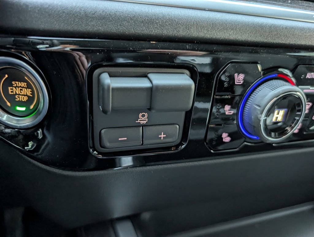 New 2026 Chevrolet Silverado 2500 LTZ w/ Z71 Chrome Sport Edition AWD/4WD image 30