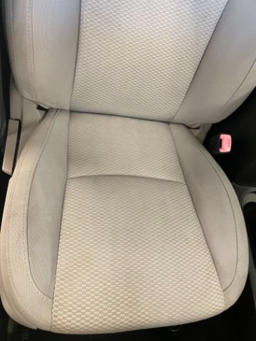 Used 2016 Subaru Forester 2.5i Premium w/ All-Weather Package AWD/4WD image 13