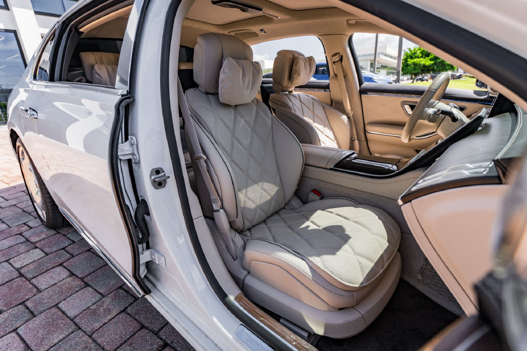 Used 2024 Mercedes-Benz Maybach S 680 4MATIC image 31