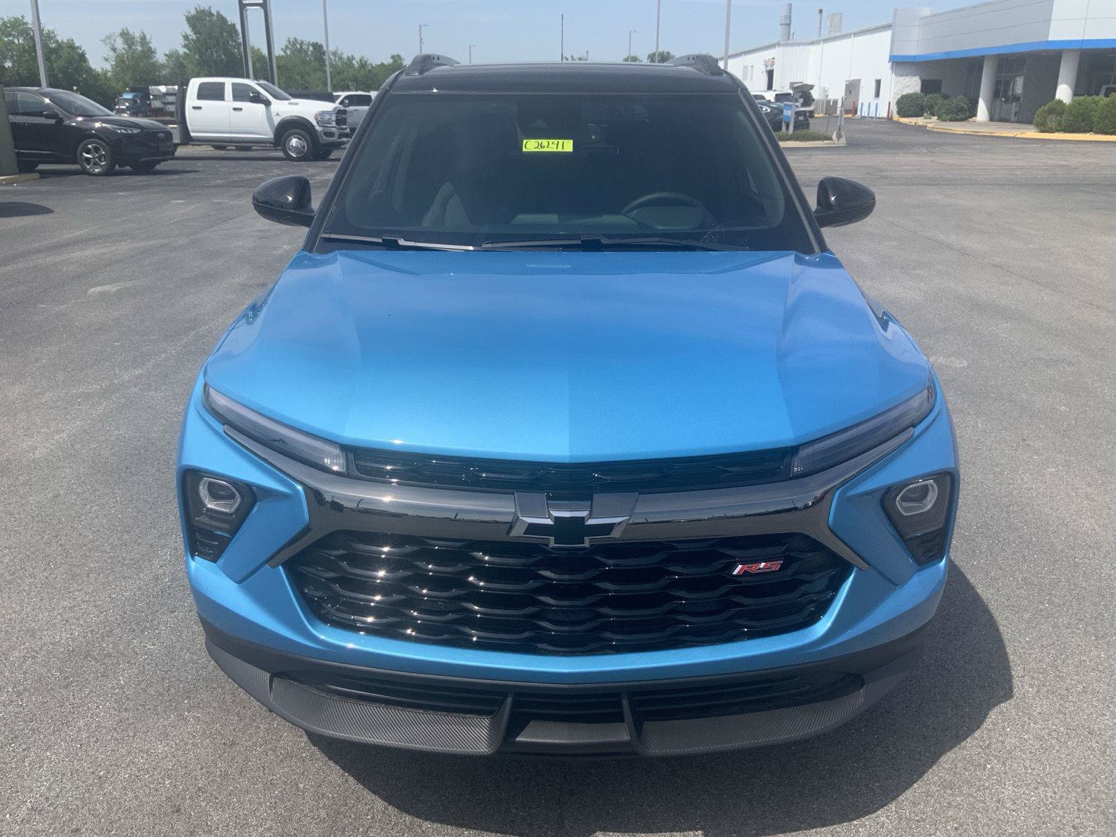 New 2026 Chevrolet TrailBlazer RS w/ Convenience Package AWD/4WD image 3